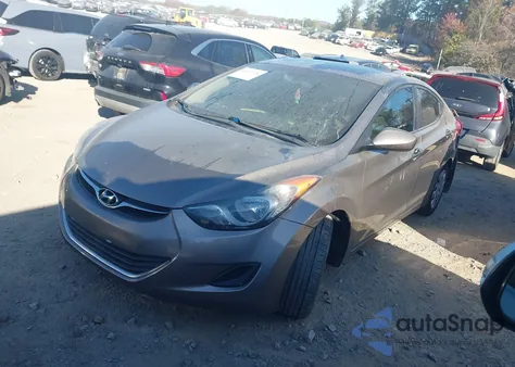 2013 Hyundai Elantra Gls/Limited z USA, uszkodzony, nr VIN 5NPDH4AE3DH160569